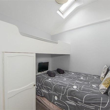 Loveliest Homes Paignton - Casa Marina - 3 Bed, 2 Bathroom House, Balcony, Parking Kültér fotó