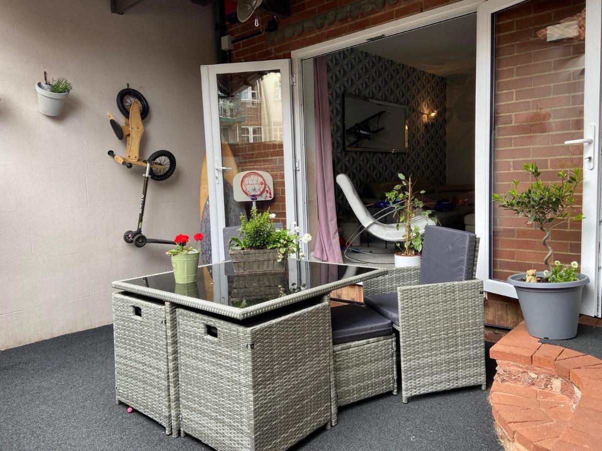 Loveliest Homes Paignton - Casa Marina - 3 Bed, 2 Bathroom House, Balcony, Parking Kültér fotó