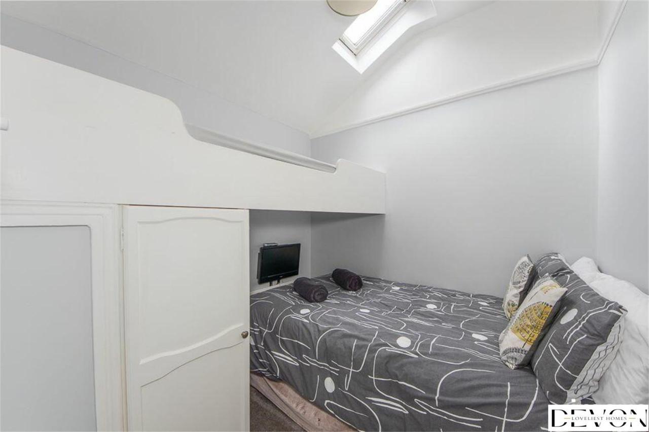 Loveliest Homes Paignton - Casa Marina - 3 Bed, 2 Bathroom House, Balcony, Parking Kültér fotó